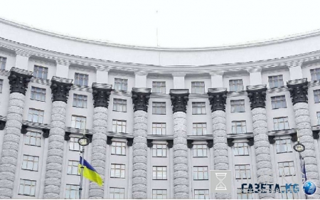 «Слепые» чиновники Украины теперь будут носить очки