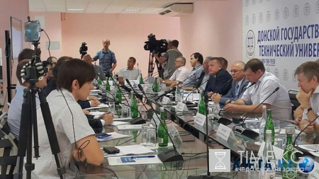 В Ростове-на-Дону проходит встреча Главы Администрации Сергея Горбаня с лучшими умами города и представителями IT-компаний