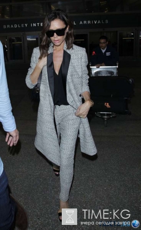 Виктория Бекхэм показала изуродованные обувью ступни: поклонники обеспокоены здоровьем светской львицы