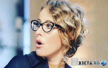 «Животик себе растет и растет»: Ксения Собчак в странном наряде заинтриговала подписчиков