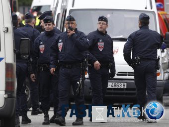 Во Франции вооруженные люди захватили заложников в церкви