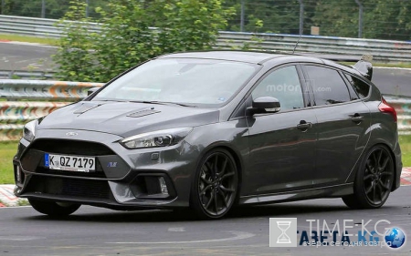 Хот-хэтч Ford Focus RS дорос до гиперкаров