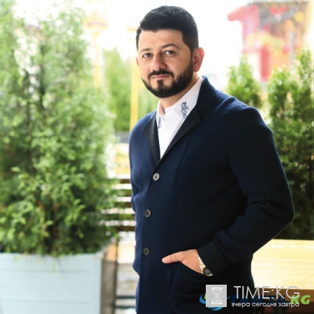 Михаил Галустян: «Жена все время меня проверяет»