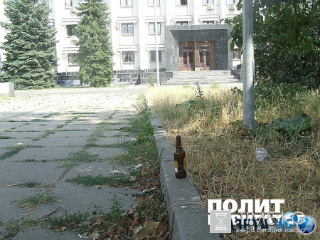 Обратная сторона штанов Саакашвили