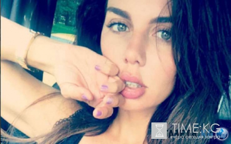 По самое не могу: Анна Седокова с задравшейся юбкой вызвала ажиотаж среди фанатов