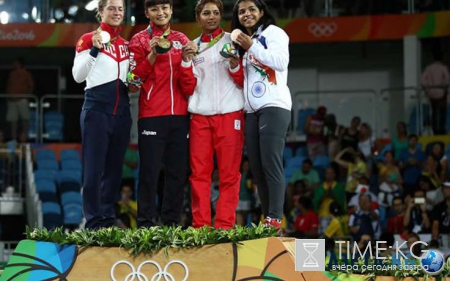 Сразу два серебра: девушки-борцы стали вице-чемпионками