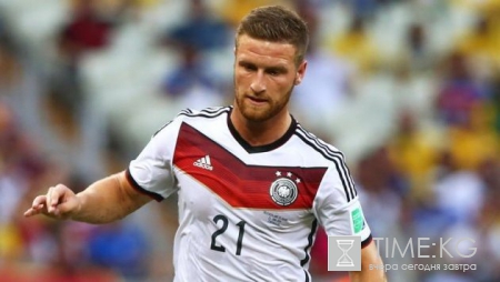 Трансферы футбола лето 2016, последние новости на сегодня 11 августа: Венгер хочет заполучить Левандовски или Гризманна, «Сандерленд» подписал двоих игроков МЮ, Мустафи переходит в «Арсенал» за 20 млн.