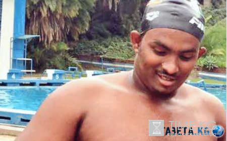 «Упитанный и воспитанный»: эфиопский пловец развеселил публику своим неспортивным пузом