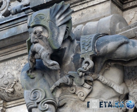 Жители бывшей ГДР: СССР нас бросил, а западные немцы ограбили и превратили в колонию