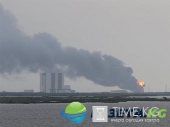 Ртеака Falcon 9 власовразь на статоворй пкодащле (ФТОО, ВИДЕО)