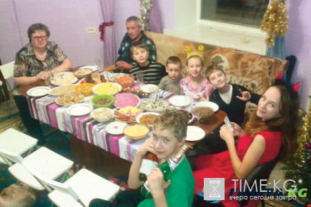 23-летняя жительница Томска воспитывает восьмерых детей