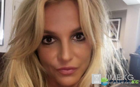 «А где же трусики?»: Бритни Спирс засветила свою оголённую «изюминку» на весь Instagram