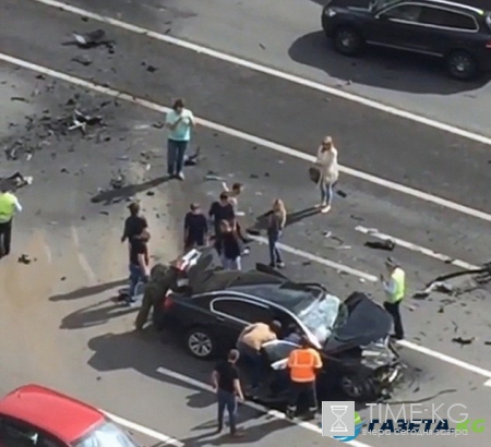 Автомобиль Путина попал в ДТП. Погиб водитель президента (фото, видео)