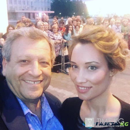 Брачные агенты: 9 звездных пар, которые тайно поженились в этом году