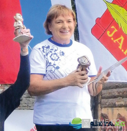 Двойник Ангелы Меркель метает ножи в Рязанской области