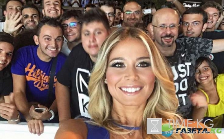 Хакеры исполняют мужские мечты: эротические фотографии самой сексуальной ведущей в Италии взорвали Интернет