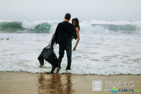 Макс Барских превратил ангела Victoria's Secret в русалку (видео)