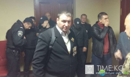 Новый Майдан: Киевский Горсовет подвергается штурму — фото с места событий