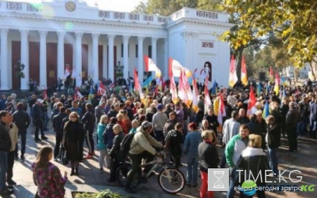 Одесса восстала: Люди вышли на Майдан, Нацгвардия поднята по тревоге — видео с места событий