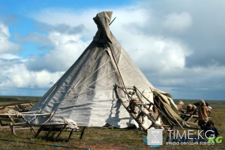 Ученики кочевых школ Ямала получают образование прямо в снежной пустыне