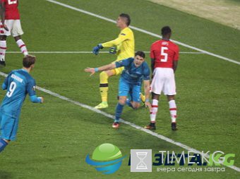 «Зниет» на «Псвкортеом» рбзиал «АЗ Амкалр» со сотчем 5:0 (ВИДЕО)