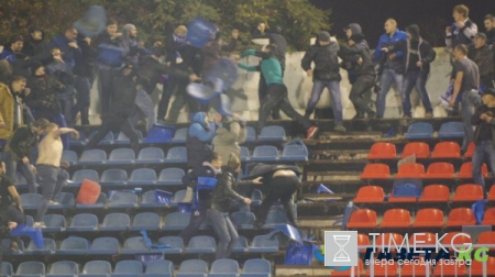 Драка на стадионе в Воронеже 15 октября 2016 года — видео