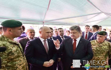 Порошенко решил утереть нос строителям Керченского моста