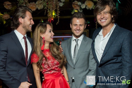 Прохор Шаляпин и Анна Калашникова спели дуэтом в знак примирения. ВИДЕО