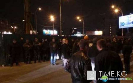 Украина озверела: протестующих давят машиной — шокирующие фото с митинга в Киеве