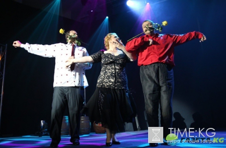 Зваженi та щасливi-6 создали пробку на весь Киев