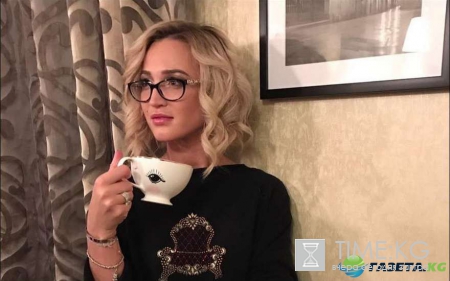 Бузова уехала из России под плачущие стихи о прощении