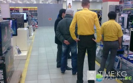 Новости: происшествия сегодня 07.11.2016 – в Сибири мужчина обменял сторублевую купюру на 435 тысяч рублей, омский школьник-баскетболист умер во время награждения