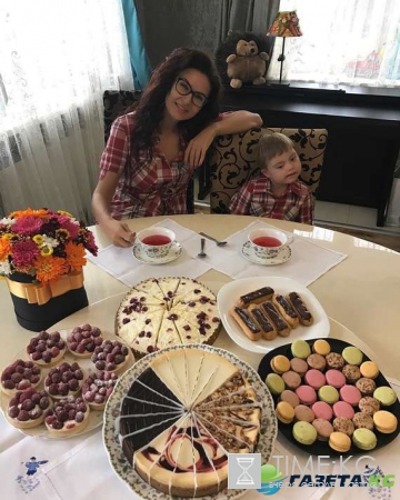 Пиар или благое дело: Эвелина Бледанс становится популярной за счет своего сына