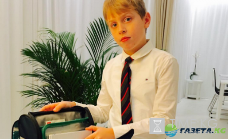 Саша Артемова подписалась на двойника Кевина из фильма «Один дома»