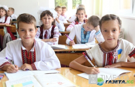 Украинских школьников не будут обучать «семейным ценностям»