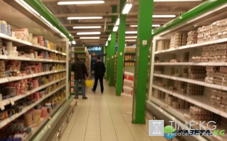 Что подорожает к Новому году 2017: средний чек праздничного стола, какие продукты пора закупать