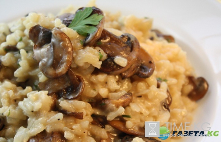 Сытный ужин с изюминкой: ризотто «Зимний шик» (видео-рецепт)