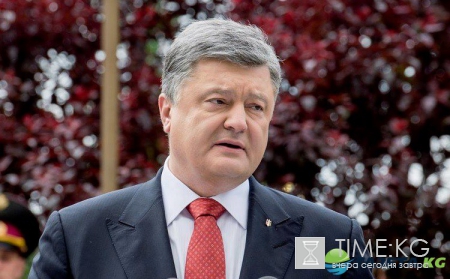 У Порошенко нашли икону с изображением его семьи (фото)