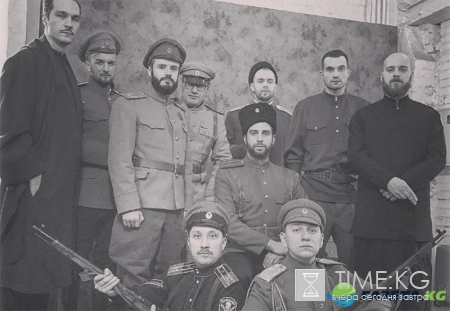 Ургант шокировал поклонников корпоративом в стиле 17-го года