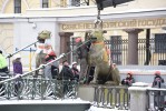 Сбербанк потратит на реставрацию грифонов 19 млн рублей