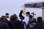 Сотни петербуржцев окунаются в ледяную воду