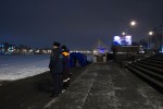 Сотни петербуржцев окунаются в ледяную воду