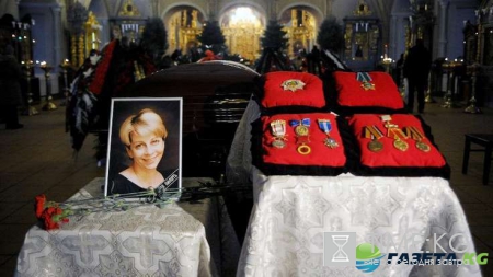 Авиакатастрофа в Сочи 2016: гражданская панихида, прощание с Доктором Лизой, за что просит прощение Минобороны