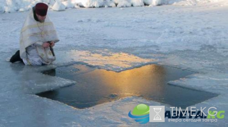 Крещенская вода: когда набирать в 2017 году, свойства, что делать со святой водой