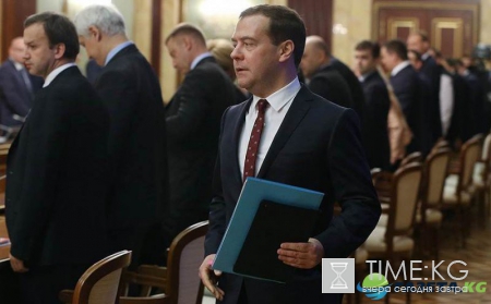 Медведев запретил штрафовать ВИЧ-инфицированных россиян