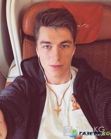 Новости шоу-бизнеса на сегодня, 15 января: тайны российских звезд, слухи о личной жизни знаменитостей