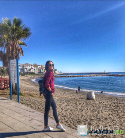 Ольга Бузова опозорилась - вышла вынести мусор в пижаме и наткнулась на фотографа – поклонники в шоке от ее образа