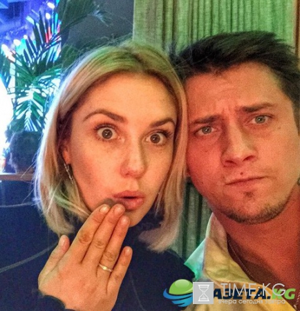 Павел Прилучный и Агата Муцениеце оторвались на детском празднике