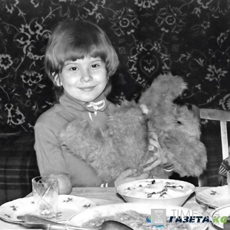 Первая любовь Юлии Высоцкой не может ее забыть