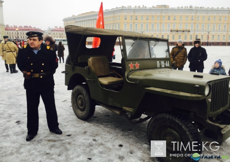 Петербуржцы отмечают 73-ю годовщину снятия блокады Ленинграда